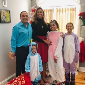 Meet your Posher, Priscila